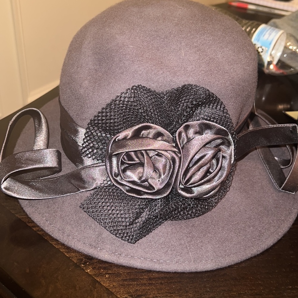 Gray Hat - image 2
